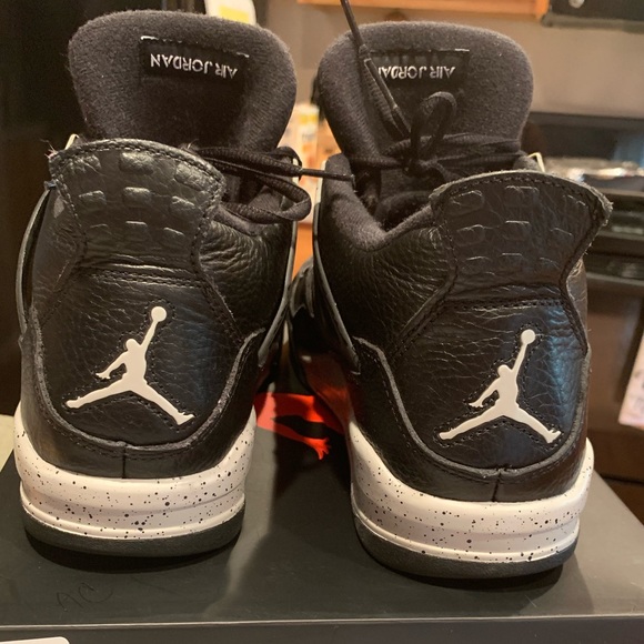 Jordan 4 Oreo - Picture 3 of 6